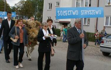 2010 (27)