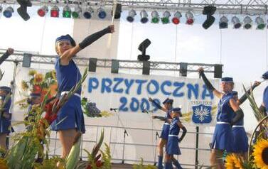 2009 (9)